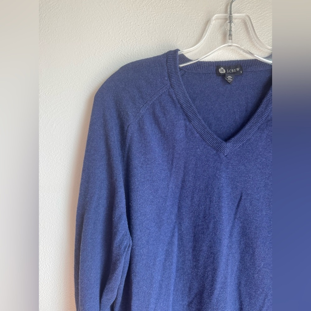 J.Crew Men's Blue V-Neck Cotton Blend Sweater - Picture 5 of 6